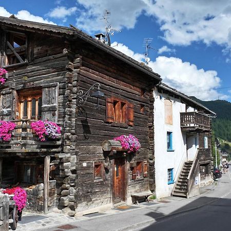 Chalet Canton Livigno Exterior photo